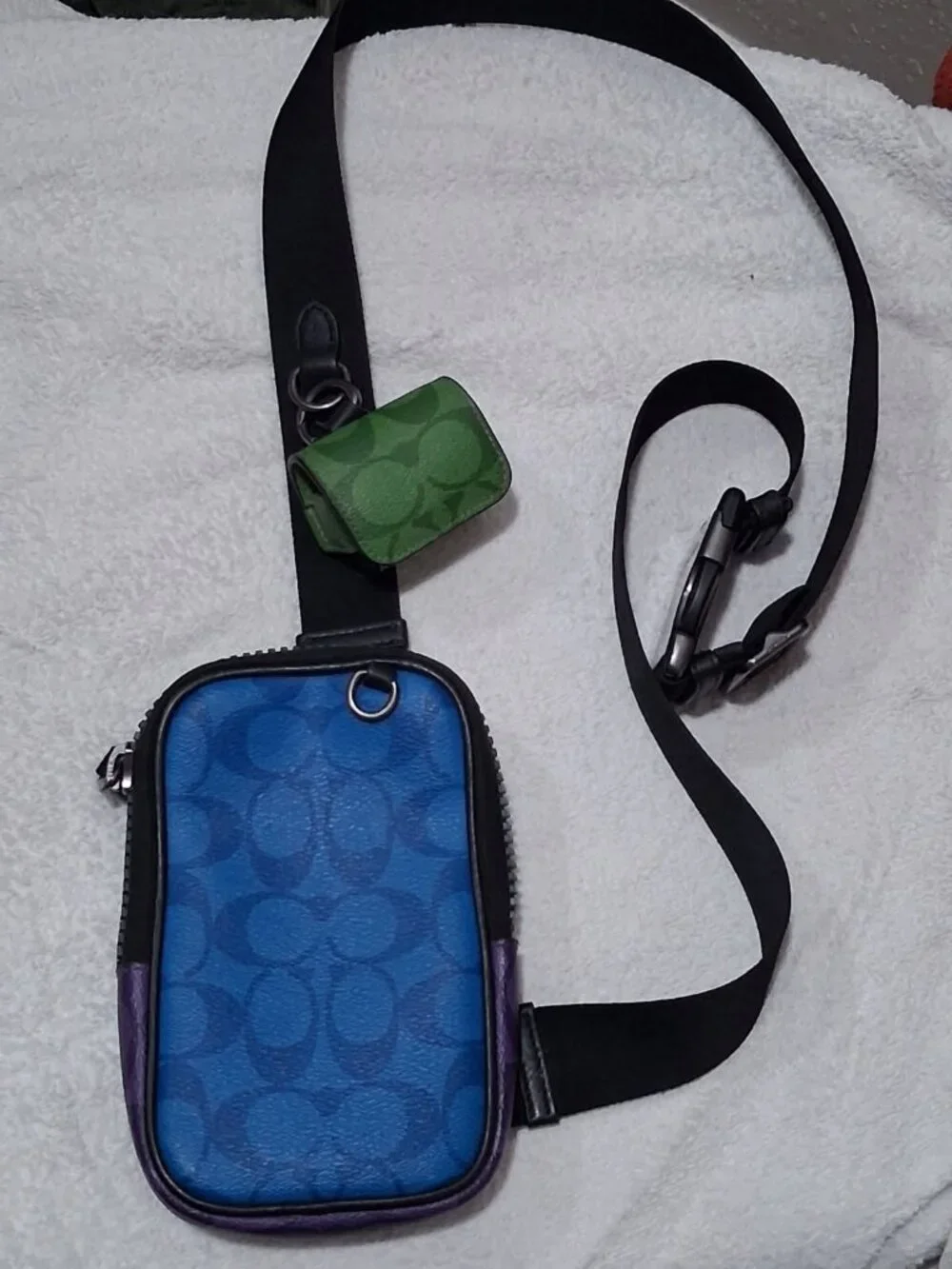 Coach C9842 Multifunction Phone Pack Blue Purple Signature Crossbody